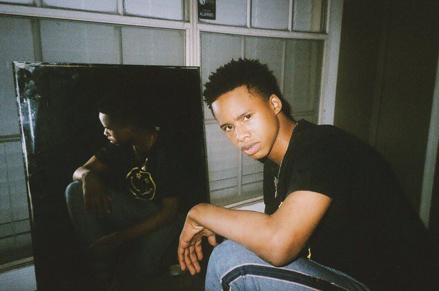 rarerarenews's tweet photo. Tay-K is NOT facing the death penalty for (alleged) involvement in crimes despite multiple reports. Why? The Supreme Court of the United States upholds that it is unconstitutional to impose capital punishment for crimes committed while under the age of 18. https://t.co/ZMDSS30wQf
