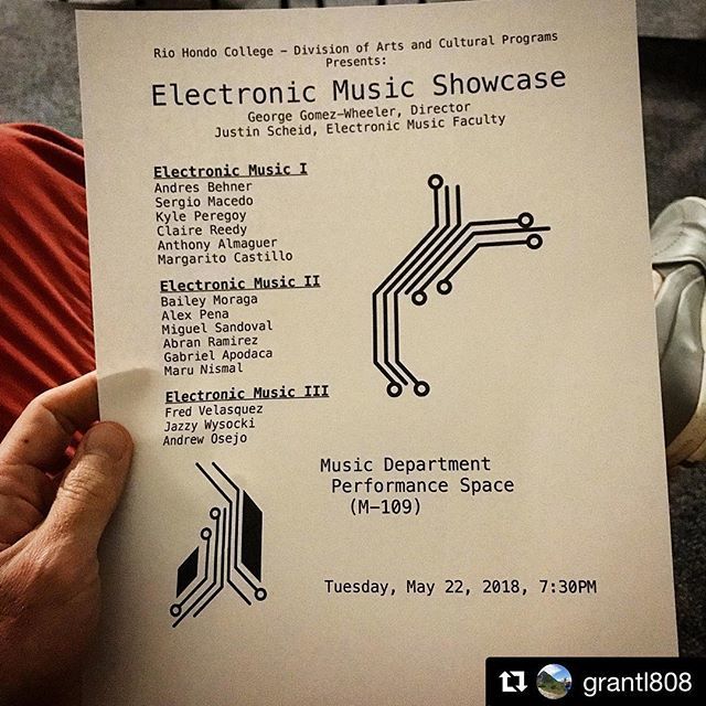 RioHondoArts's tweet photo. Beep beep beep. #electronicmusic
.
.
.
.
#electronics #concert #makebeats #sickbeats #edm #electronica #musicandintegratedtechnology #musiceducation #musicschool #musicmajor #college #riohondocollege #riohondoarts #iloveriohondo #whittier #whittierartsan… https://t.co/8Xo72JQpz9 https://t.co/4mVPnTL33u
