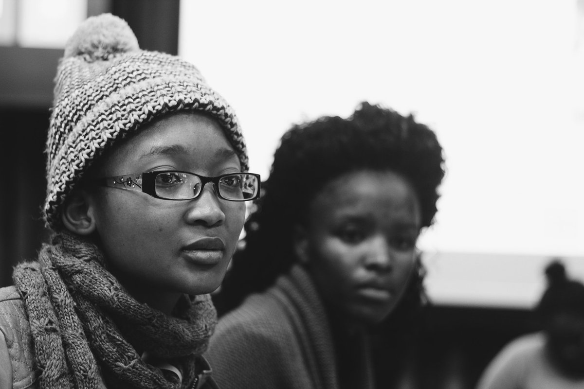 Geekulcha's tweet image. Great seeing young ladies challenging themselves at the @ITWeb Security Summit #SS18Hack #ITWebSS2018