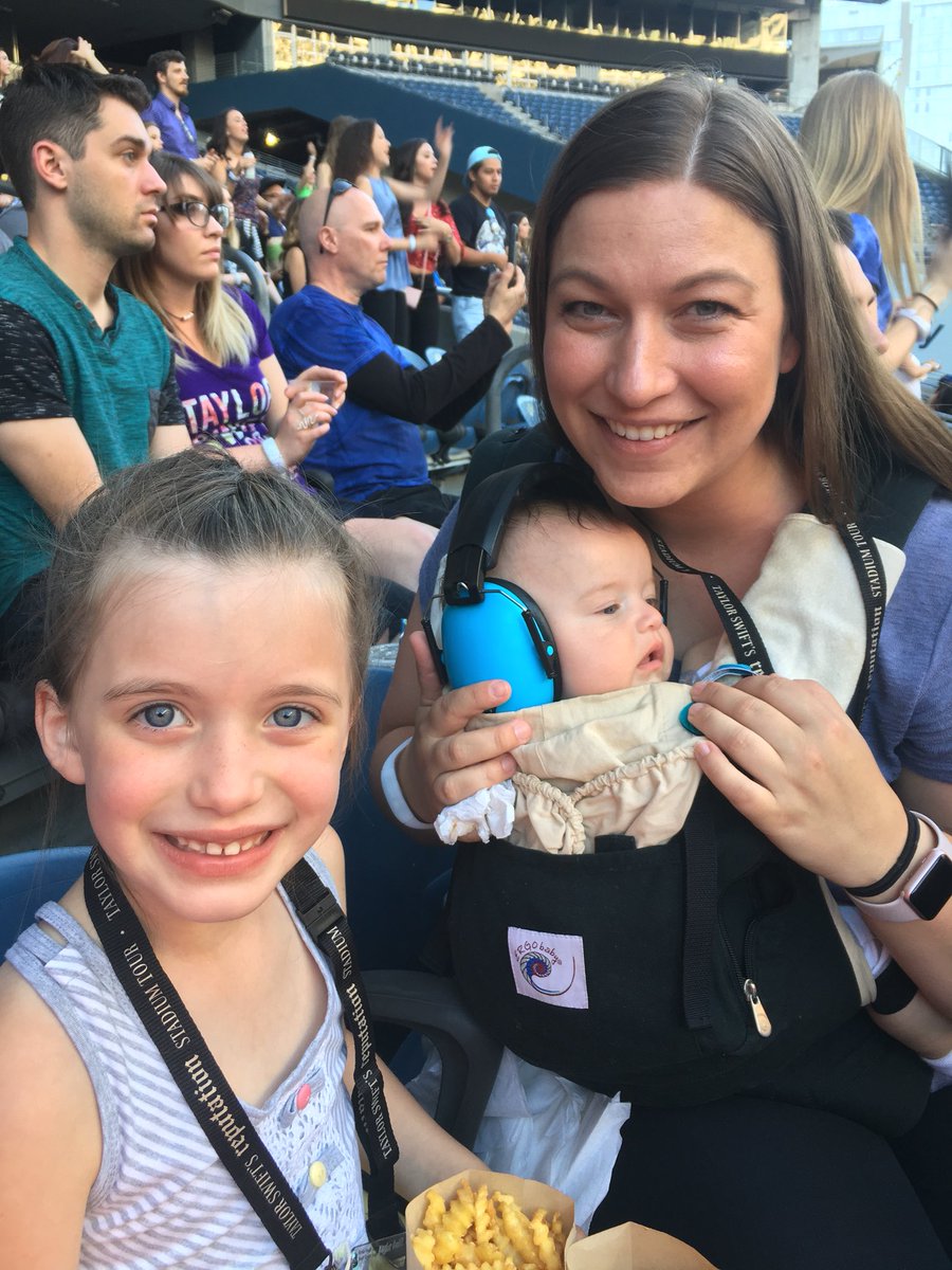 kshallow10's tweet image. Hey @taylorswift13 @taylornation13 I heard you love babies so I brought you one! He’s hoping to make the other babies jealous by getting his picture with you! #REPTourSeattle