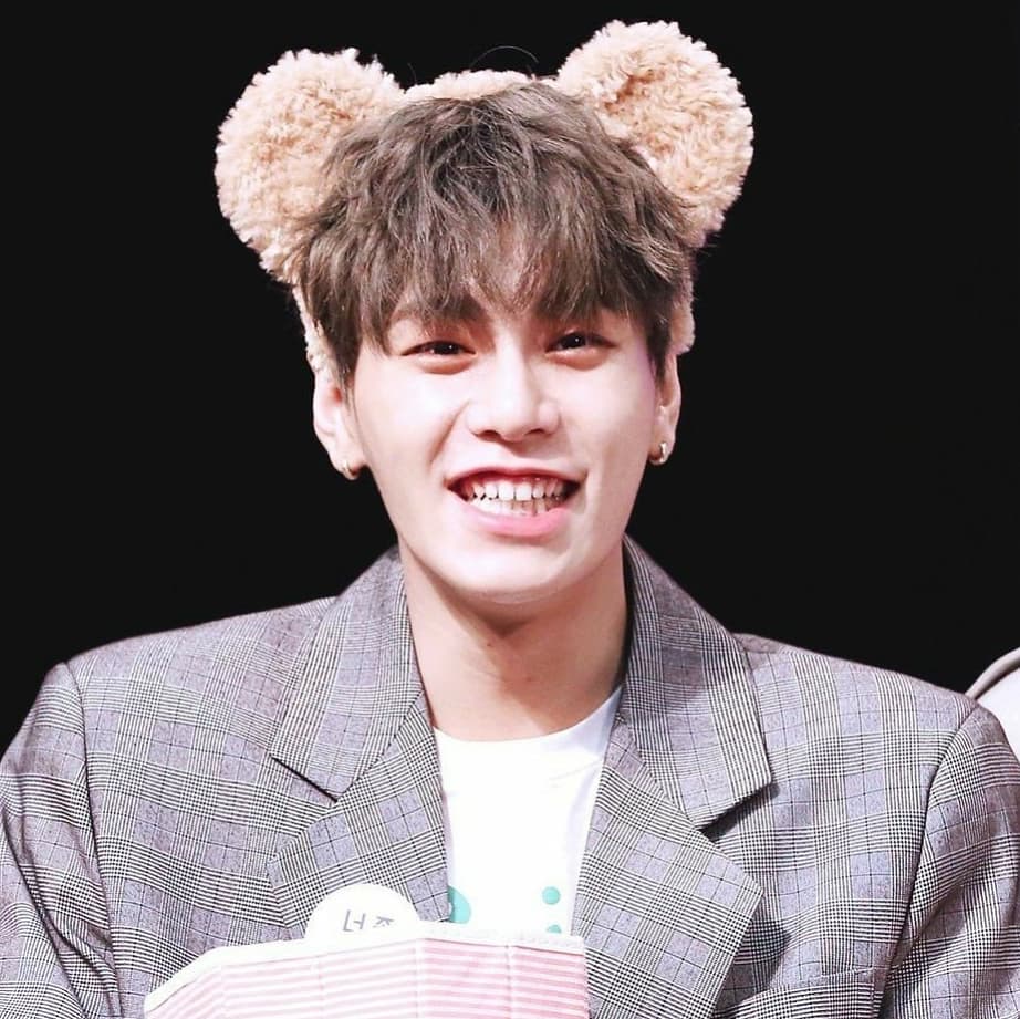 MoonFartKid's tweet photo. ♥️ 🎂 😄🎈 ♥️

#SANGGYUN #KIMSANGGYUN #JBJ #김상균 #제이비제이 https://t.co/AJEcn5aFpb