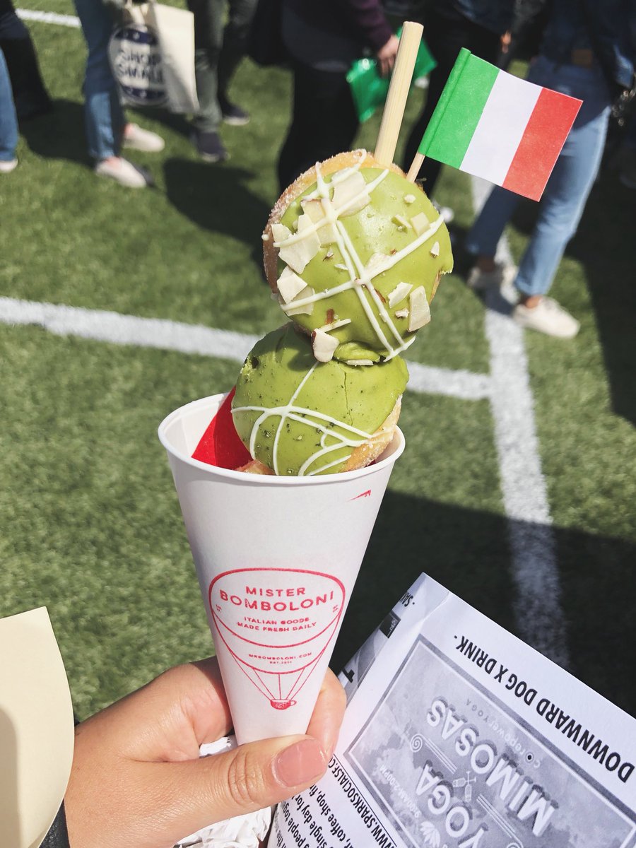 CocktailKween's tweet photo. Also, can we take a moment to admire everything i inhaled last weekend🤤 #saintmatcha #sfmatchafest #matchasf https://t.co/aaHIFx93ZX