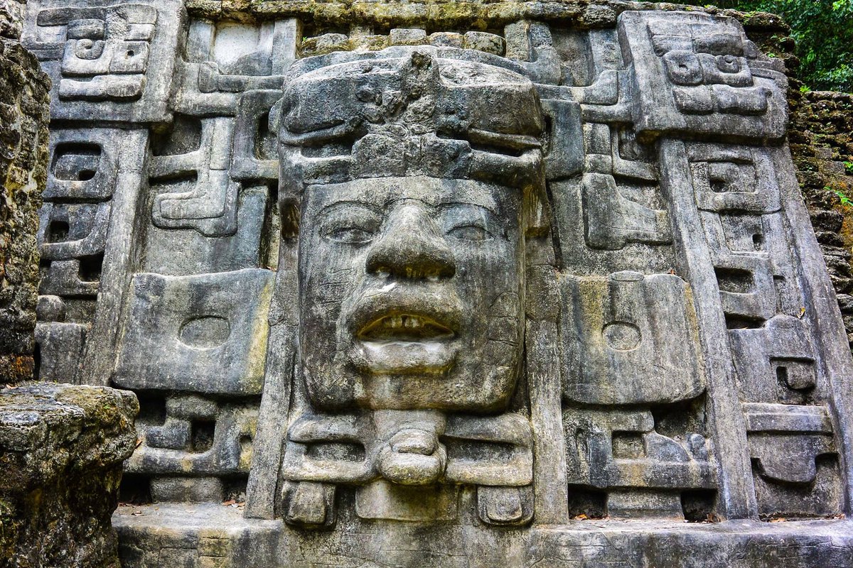 ancientorigins's tweet photo. Ancient #Mayan, The Mask Temple, Lamanai, #Belize. https://t.co/X4tSW05fDL