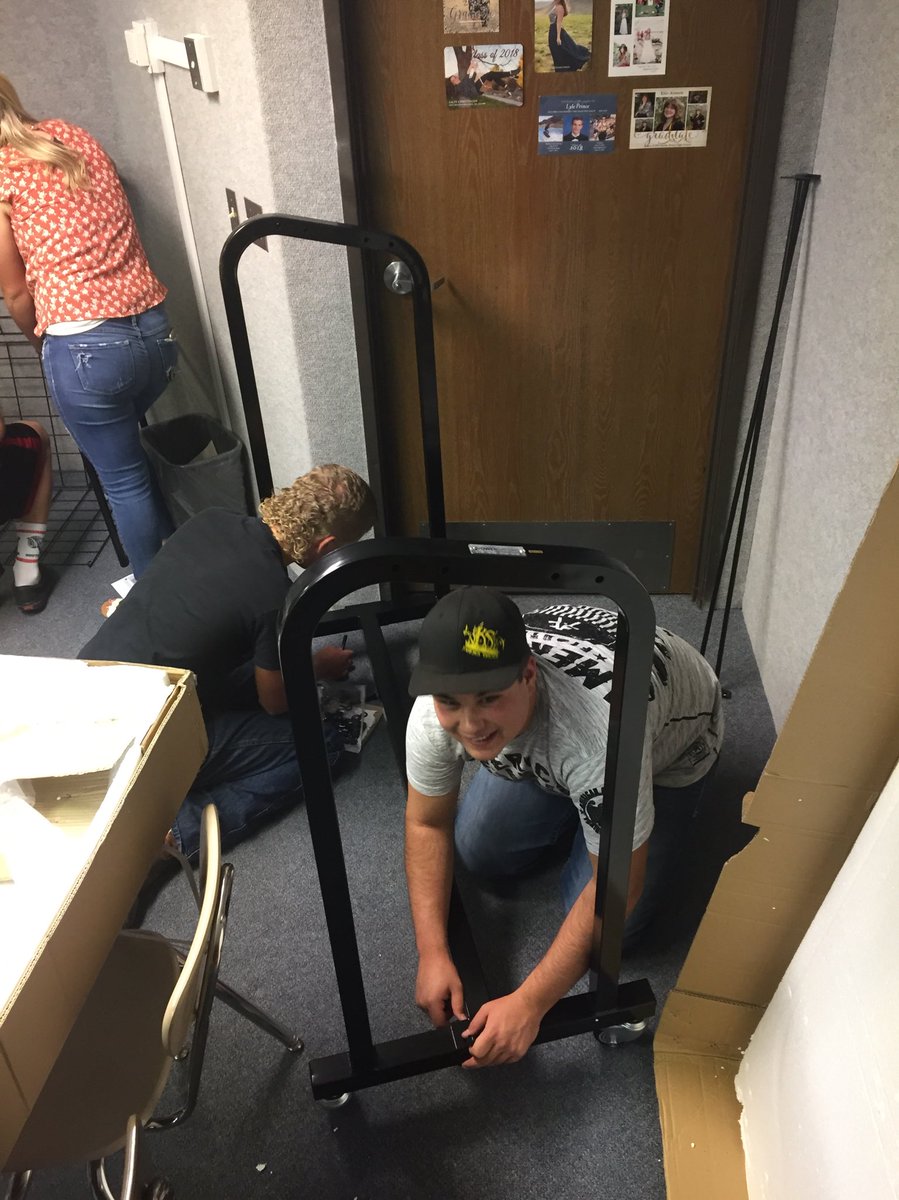 arobinsonSSRAMS's tweet photo. Great students putting together carts for SSHS newest class for the 2018-2019 school year....YOGA!!! #sshspe #southsevierhighschool https://t.co/pUTYaKixft