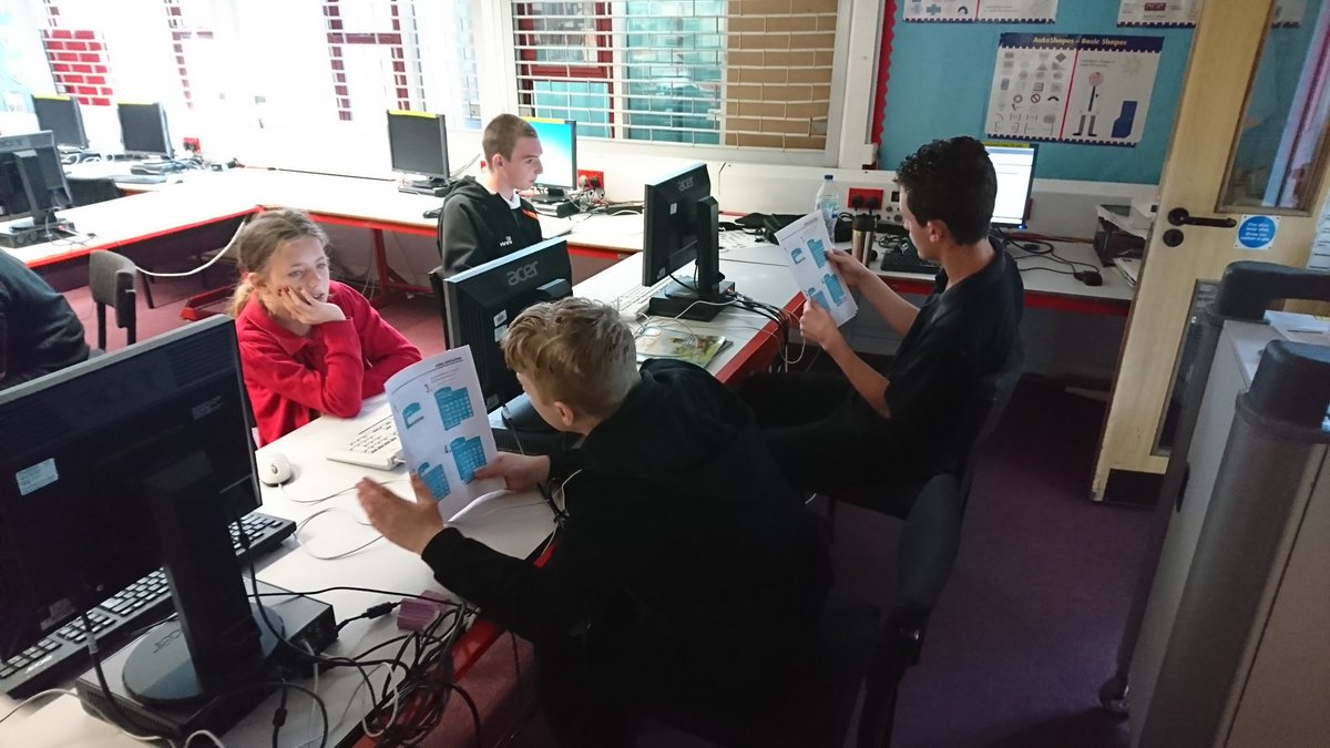MrHayesDCF's tweet photo. @MrBillLong lesson in action today after showing him stuff from my course last week. Improving their oracy skills and their computer programming. Its combing 2 workshops #sendcomputing in @STEMLearningUK thanks to @catherinelliott and @TomRadge for showing me @GwEDigidol https://t.co/kLgSsPDfTM