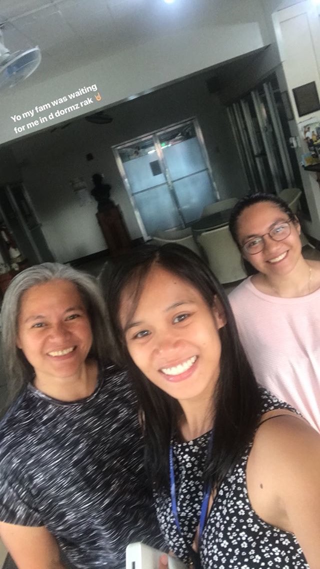PandaNiJaja's tweet photo. Triplets 😝 

Hi ate @jajaagno tita @lovel1368 😘 https://t.co/bfDulQQe99
