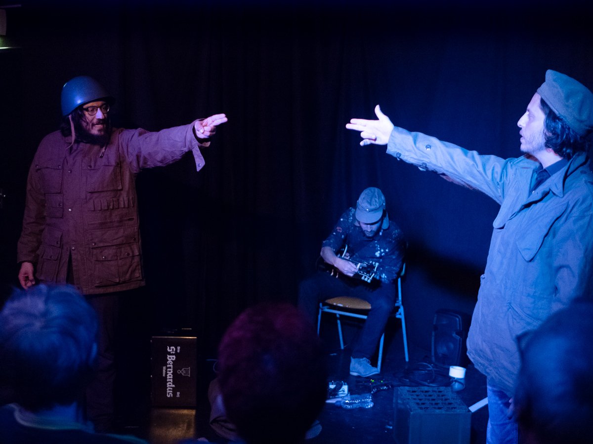 brightonfringe's tweet photo. 'My Father Held a Gun' at @SweetVenuesBtn Sweet Werks 1 last night and running till the 27th. Images by Andrew O'Hara #DutchSeason #BrightonFringe @FringeAmsterdam https://t.co/9lJdja8kZE https://t.co/GYJNacwnv6