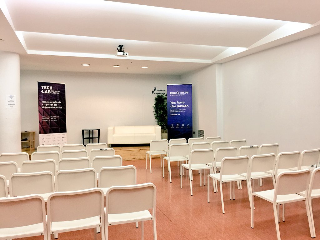 Techlabtravel's tweet image. Está todo listo en @valencia_lab para la última parada de nuestra gira Techlab for #hotel and #rental en la ciudad de Valencia, mañana 24 de mayo !! 👍🏽🎉

Aún estás a tiempo de inscribirte en : Techlabtravel.com