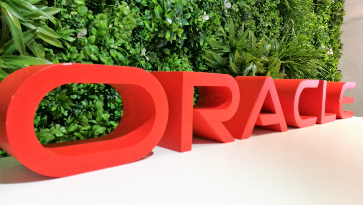 THECUBEMadrid's tweet image. Hoy tenemos a @oracle_es impartiendo su laboratorio práctico #OracleCloudTestDrive en #THECUBEMadrid. 👏

¡Bienvenidos! 

#NERDSWELCOME 🤖