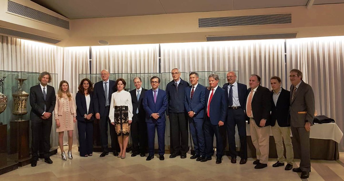 Cuatro niveles de información para normativa y resoluciones vamos a implantar en la web.   notariosyregistradores.com/web/normas/cua…