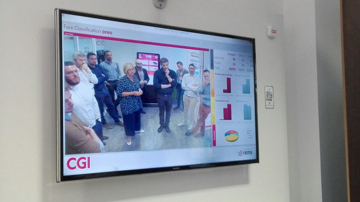 IESEGExecutive's tweet photo. Aujourd'hui, l'équipe @METRO_CC_France est en #BusinessVisite chez #CGI Lille ! Découverte de la #reconniassance #faciale à l'entrée du show case, ainsi que des points de #vente #connectés ! #Digital #Innovation https://t.co/eqoYzJ1Jfz