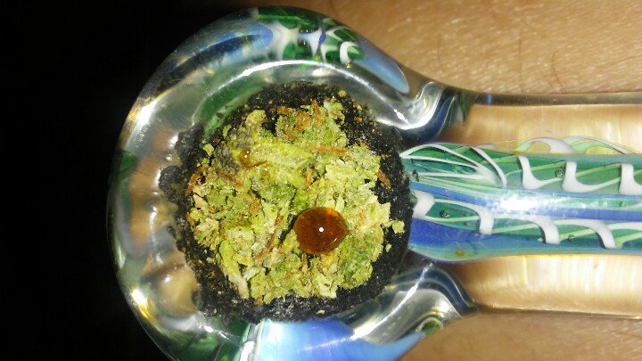 BakedJaeyk's tweet photo. #Baked #dabs #DiamondOGShatter #NugRun #KingLouie high_larry_us #WeShouldSmoke #GlendaleStoners #AZStoners #CBD #THC #WeDontSmokeTheSame #420 #710 #Prop203 #Prop215 #headstash #SHAFMF #terps #WeedNerd #weedstagram #JointsOverBlunts #IWillMarryMary #BlackMarketsMatter #ddank #irie https://t.co/42xfeOzNEb
