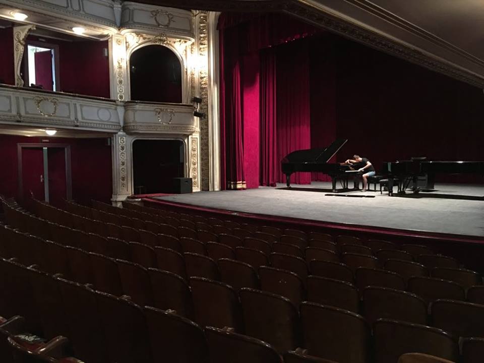 radiokatowice's tweet photo. W #Cieszyn startuje 28. Międzynarodowy Festiwal Teatralny #BezGranic W jego ramach odbędzie się aż 14 wydarzeń teatralnych i muzycznych. https://t.co/DBLrQAUPu4 https://t.co/RkjbJP5kP0