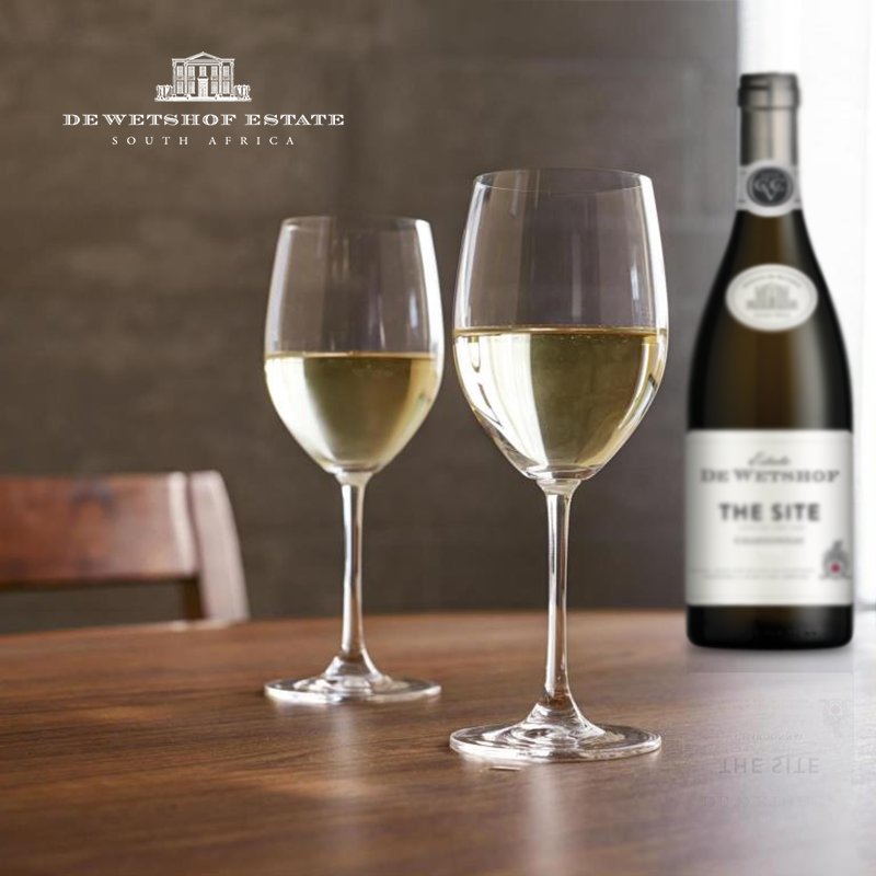 The SITE is a multi-dimensional wine distinguished by a remarkable complexity of flavours derived from the fine quality of grapes &amp; good wood. The vineyards were established in 1986 &amp; have produced Chardonnay grapes of exceptional quality every year due to their perfect location.
