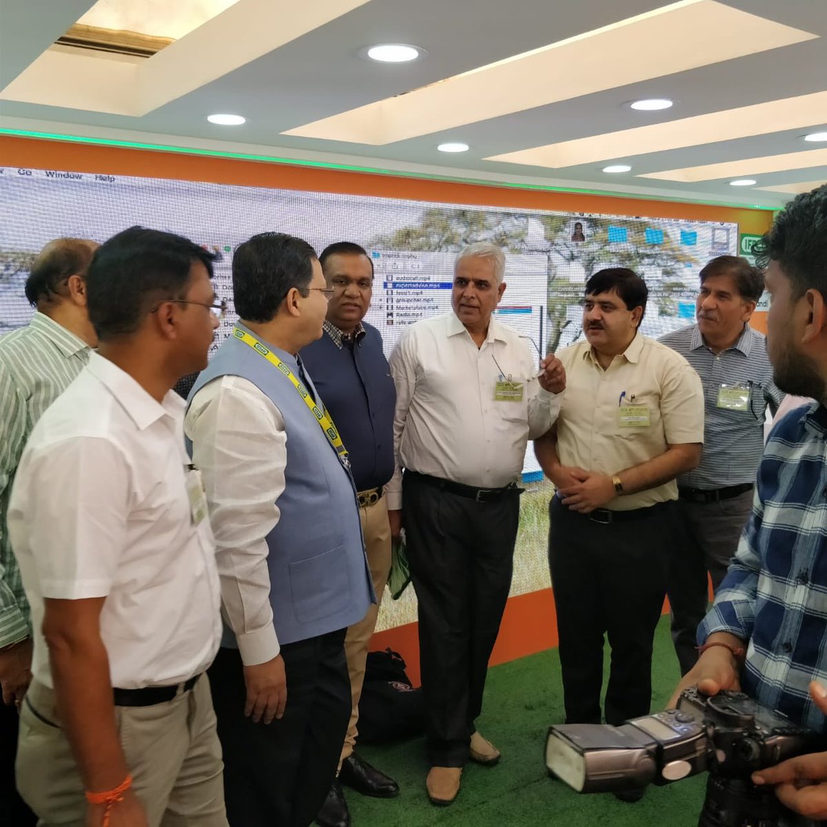 iMandi_india's tweet photo. Dr. U S Awasthi,MD IFFCO at iMandi Stall IFFCO AGM https://t.co/FClrYfKiO6