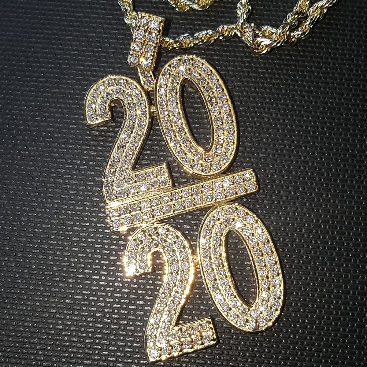 MixedBy2020Guap's tweet photo. #NewProfilePic https://t.co/mp4BTI3lPD