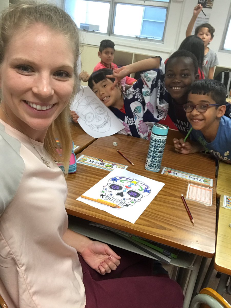 MsBentley_edu's tweet image. Sitting down to design sugar skulls with my class- love to just relax and build relationships this way! #multiculturalweek #dscke #KidsDeserveIt #classroomculture