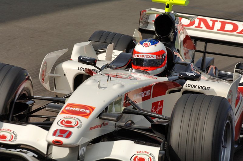 Happy Birthday Rubens Barrichello: Racing RA106 at Silverstone, 2006  (Photo: 