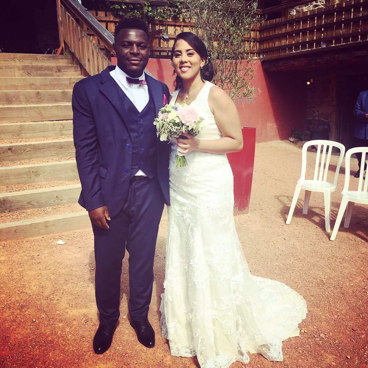 AlVotrestyle's tweet photo. « All of me loves all of you... »
Créations pour les mariés du jour!!
19.05.2018
#creation #robedemariee #costume #weddingdress #suit #weddingsuit #tendance #trend #mariage #2018 #style #weddingday #bonheur #happyness #dentelle #bohemechic #bohemestyle #mode #aidaleoncreation https://t.co/APuRdzvaiZ