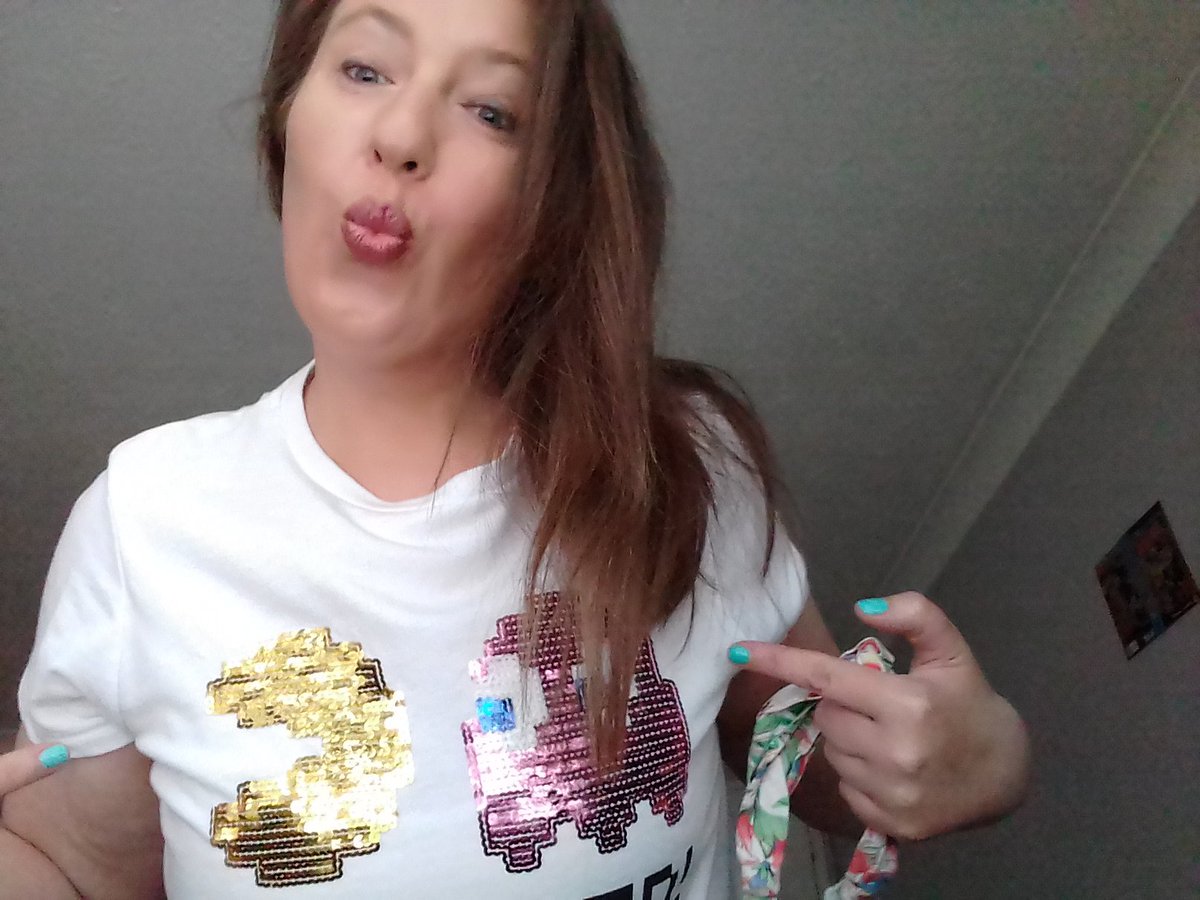 maxinetheraver's tweet photo. Anyone in to gaming primark manchester has a massive selection of gaming tshirts men and women and arcade games u can play #gaming #PacMan #80s #90s got a few in other stores but manchester king video I found on u tube xxx https://t.co/R1u0MVVKIM