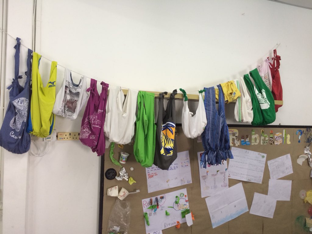 MsLucyKtn's tweet photo. Up cycled t-shirt bags by our KS2 students #giskuantan #upcycle #reuse https://t.co/110cx3p8lz