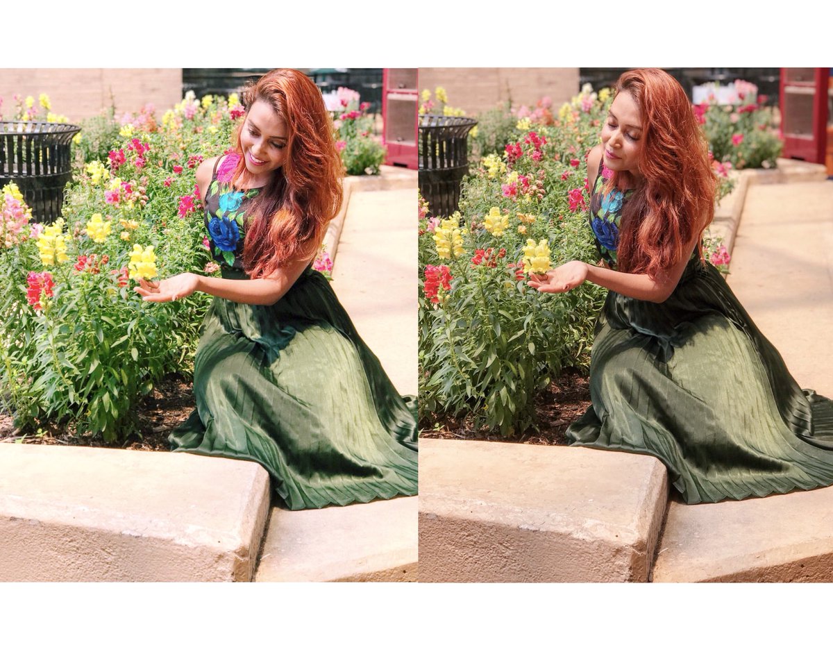 MaishaFarzana9's tweet photo. If you loved all those that are lovable-
Will you remember to love yourself?
.
.
.
.
.
#summerdays🌞 #flowers #green #tuesdays #messyhairdontcare #texasdays🇨🇱 https://t.co/vesSuI25iL