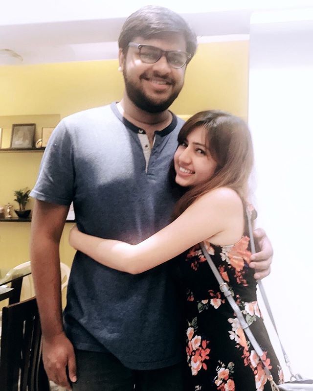 AkankshaBMusic's tweet photo. Miss you Hulk! @jijojose
#beenages #bestfriendforever #family #brother #collegefriends #likeafather #missyou #comesoon https://t.co/o35SKEwmDk