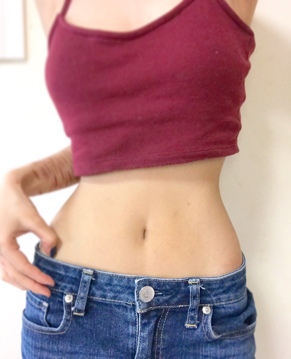 ぱきこ お腹健康的に細いだけなのまじでしんどい T Co 9pn2tfcjio Twitter