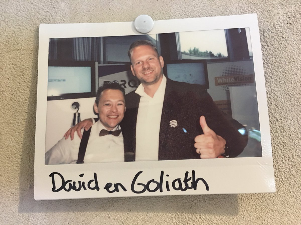 RicoHein's tweet photo. Contacten ophalen tijdens de #AFASopen18. Weer een mooie dag om onze klanten uit het onderwijs te inspireren. https://t.co/6IA8pmzahI