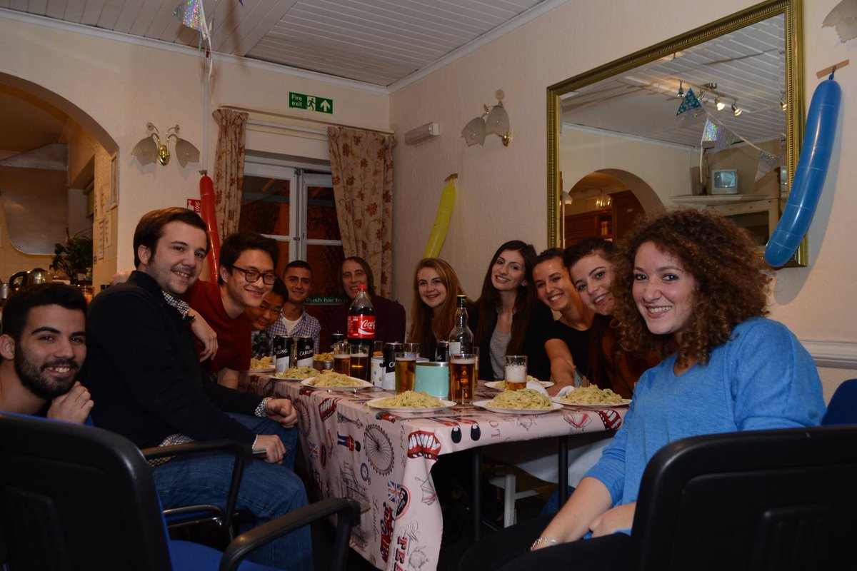 We provide a fantastic opportunity of nationality mix at BLS. We love seeing our students integrate and make new friendships! #BLSEnglish