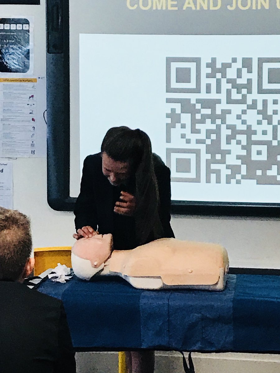 DVHSClassof2022's tweet photo. Learning to bring people back from the brink! #justincasewelosemissP https://t.co/Wi7rZtxgfp
