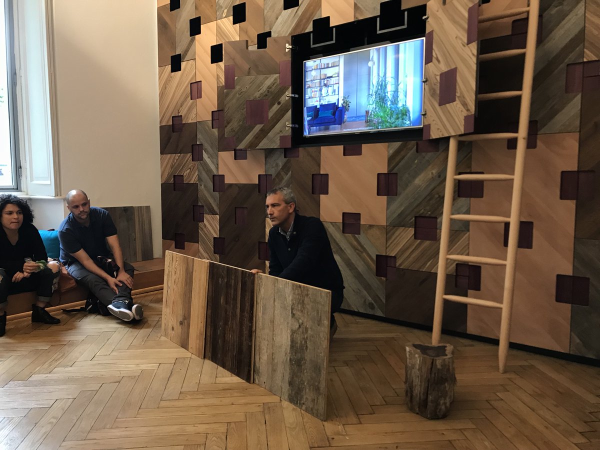 SlowWoodNet's tweet photo. Ieri abbiamo avuto il piacere di avere come ospiti gli #studenti di IED Brasile che sono venuti a trovarci per il #progetto speciale "Furniture Week IED Sao Paolo 2018". Il mondo del #legno affascina davvero sempre e tutti, grazie della #visita! https://t.co/8Z30MfyKwf