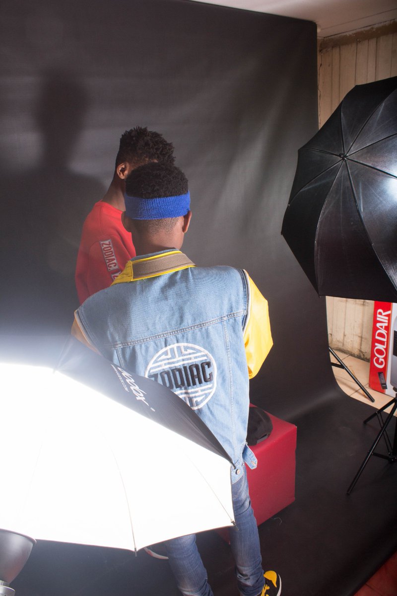 Zodiac_Wear's tweet photo. BEHIND THE SCENES OF #SEASONPASTE CREATIVE SHOOT📸🎥📽
#StayTuned 📺 https://t.co/H6XHL7bBqF