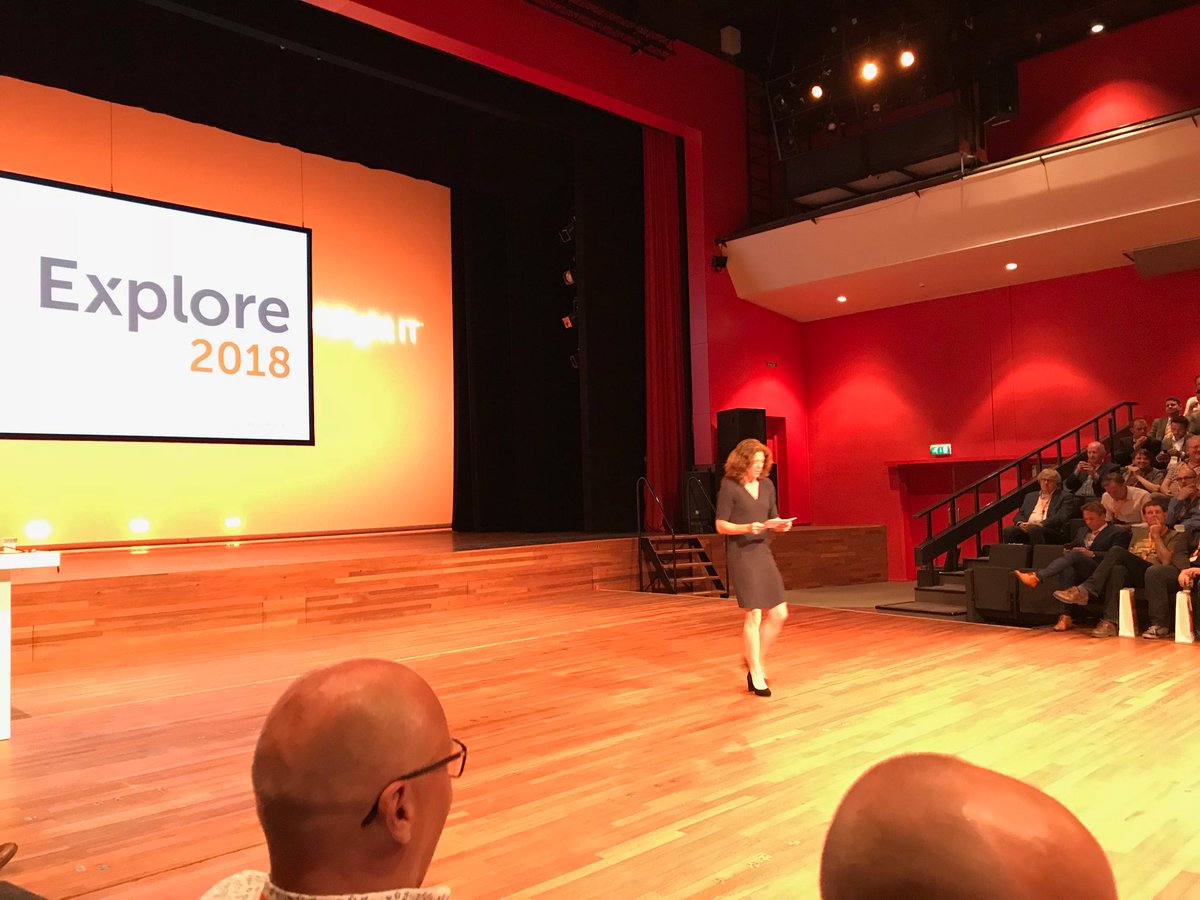 williamgeurts's tweet photo. We zijn begonnen #QSight2018 met o.a. @barbarabarend en @markweberonline https://t.co/um62RhM4X8