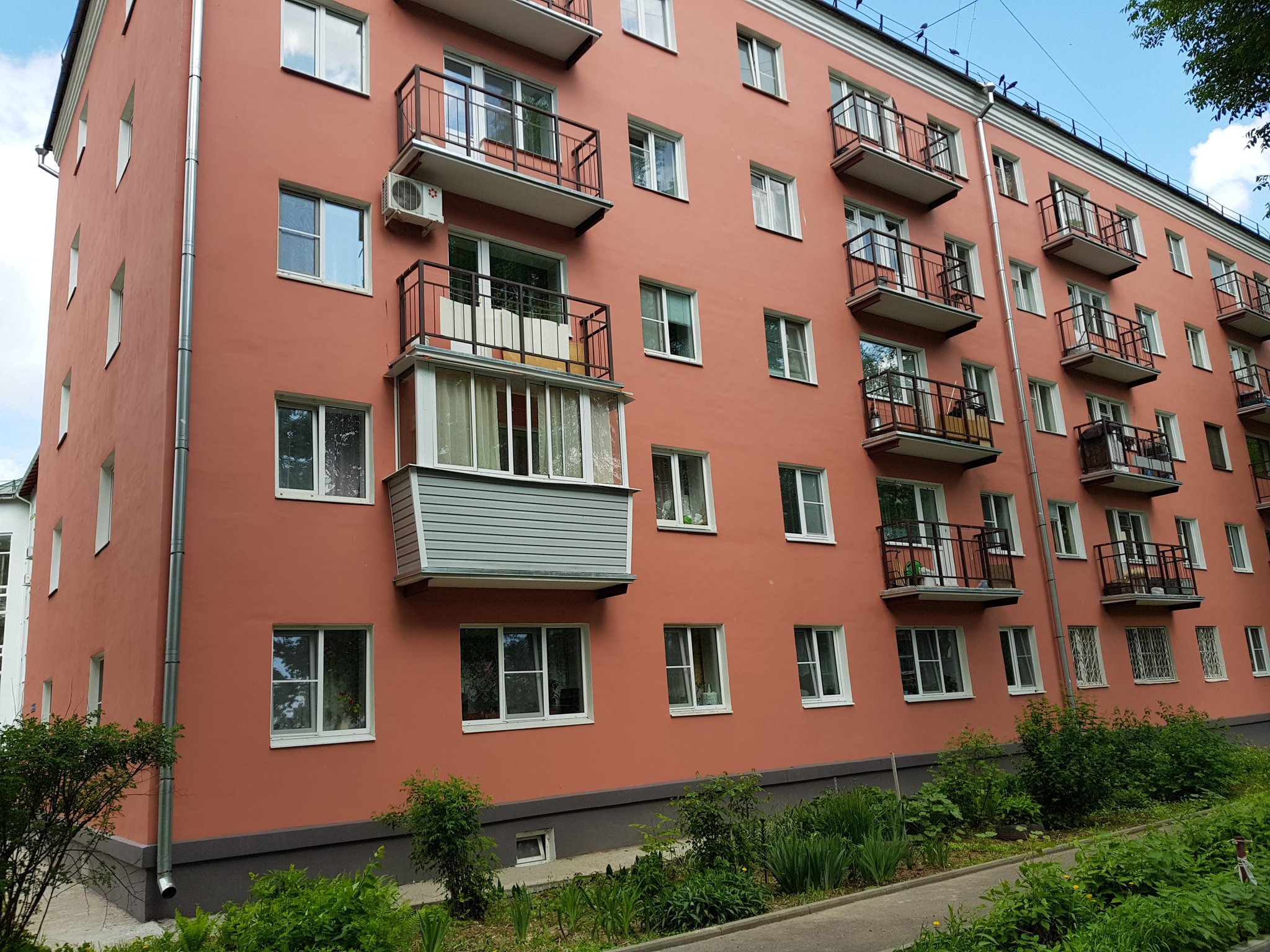 Красивая пятиэтажка