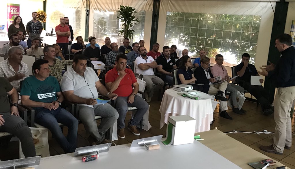 franbeamonte's tweet photo. La verdadera #GelTechnology, #NanoFlex y #H40SinLimites, convence a los asistentes. #sienteladiferencia https://t.co/yoGtbRORK4