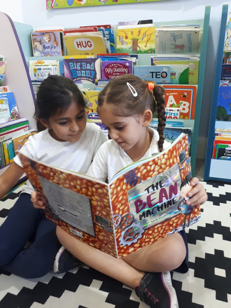 AWISDoha's tweet photo. Students in Year 1 ES are still enjoying time in the Library #welovebooks #welovereading #AWISLearningCommunity https://t.co/5OtyVMBd9f