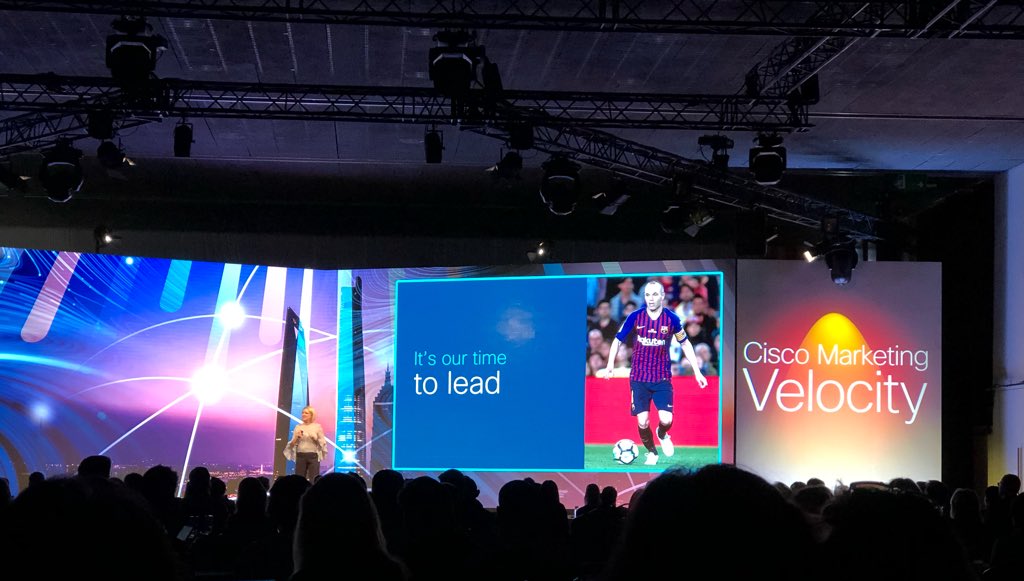 tashaklares's tweet image. I couldn’t agree more @KarMWalker 
...there’s never been a better time to be in #Marketing 🙌🏼 ...Reinvent a category #networkintuitive ...Influence diversity #SeeHer #MktgVelocity #lovewhatyoudo #WeAreCisco