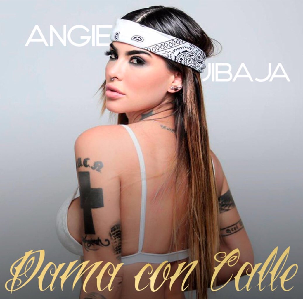 xPenosox's tweet photo. NowPlaying from Doble tentación 🔊 Angie Jibaja - Dana Con Calle “Envidia por no pueden, con esa diva” de Peru 🇵🇪 Chile 🇨🇱 Reality 🎤🎧 https://t.co/6l3dT8FpUQ