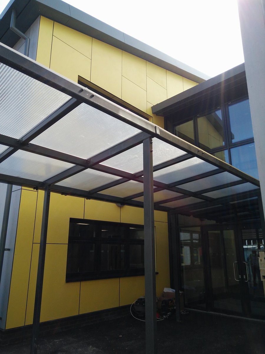 BaileyPartner's tweet photo. We have now handed over the bright, new 8 Classroom Extension Block at @sandyacademy which has been very well received by all! @kierconstruct https://t.co/rqlZAeMnIg