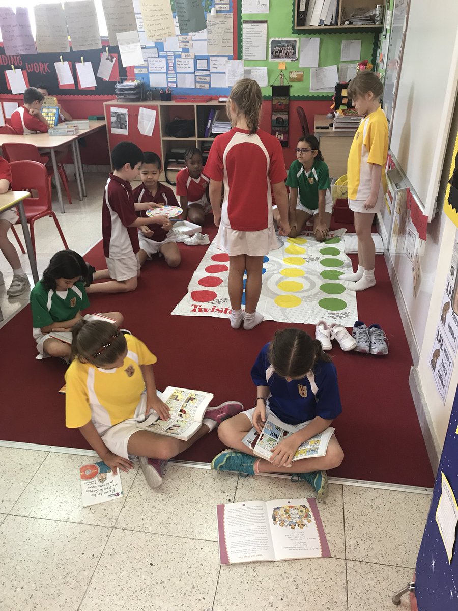 VHPS_Year4's tweet image. Lots of lovely lunchtime fun indoors during hot lunch breaks #friendship #playingandlearningtogether @VHPrimary @VHPS_wellbeing @vhpsprincipal