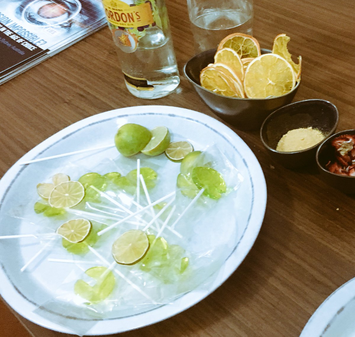 Gin and tonic lollies 🍭 #pallativecarecooking #dignity <a href="/pmorganjones/">Peter Morgan - Jones</a> @HCMediaAU <a href="/Dementia_Centre/">Dementia Centre</a>