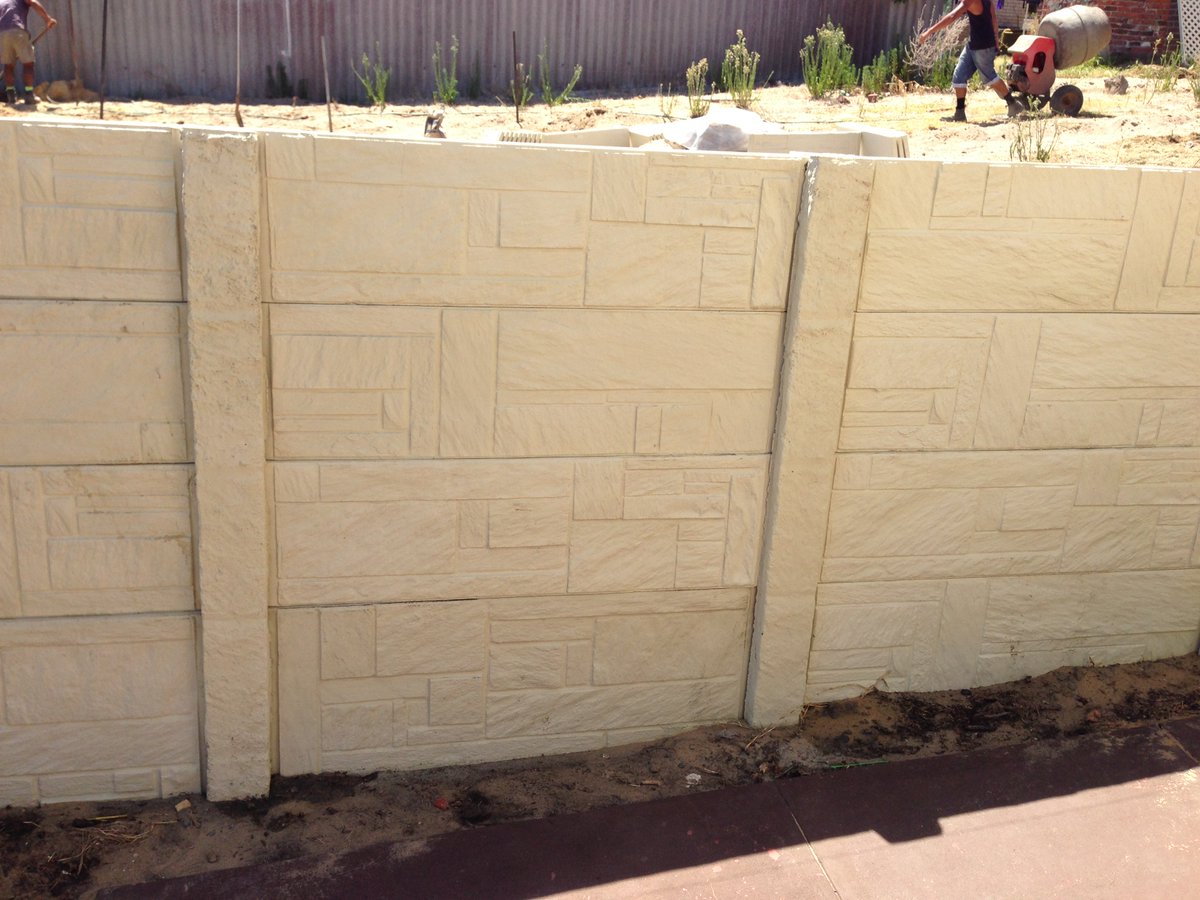 Wonder_Walls1's tweet photo. Check out one of our most recent installs, Our Cream Block finish with textured posts. #wonderwalls #prettycoolhuh? https://t.co/WvM0wwKVuq