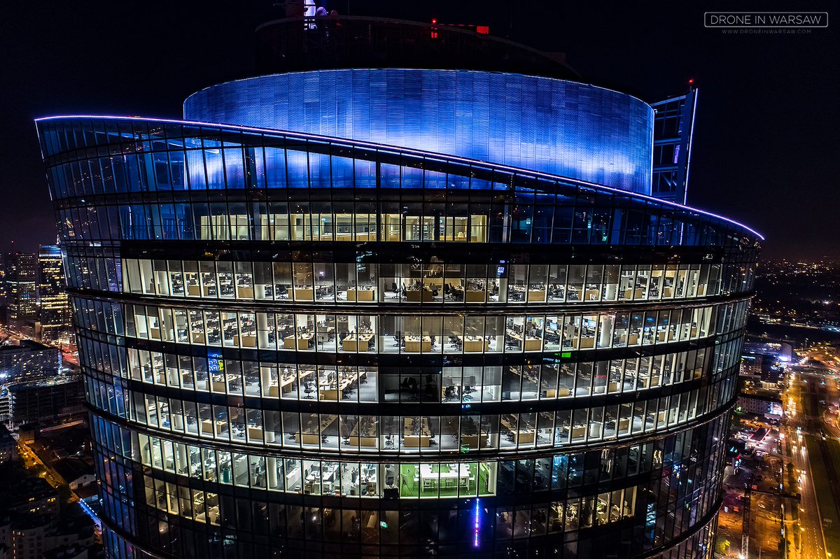 Go2Warsaw's tweet photo. Warsaw Spire​ - the second tallest building in Warsaw ⭐🌛

Photo: Drone in Warsaw

Vote for this picture in a contest 👉 https://t.co/HTcESbwD56 https://t.co/4t52TY0iZY