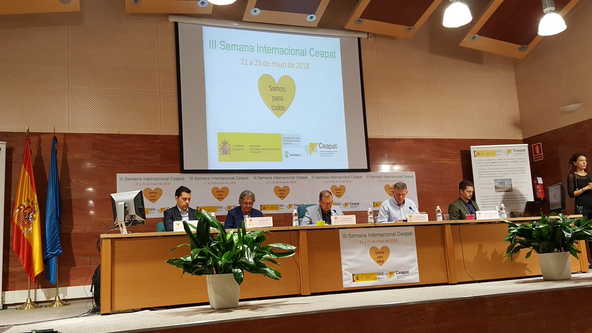 Interacción persona máquina en la Semana Internacional #Ceapat18 . Accesible, segura y efectiva para todos ...