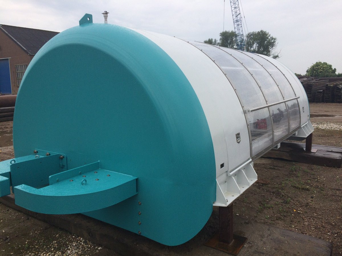 VLW_Dennis's tweet photo. Kracht van water gebruiken om stroom op te wekken. Binnenkort word deze watermolen als proef in de #Waal bij #Zaltbommel gelegd. #duurzaam #innovatie #watermolen. @Rijkswaterstaat @schuttevaer @EQA_Projects @gem_zaltbommel https://t.co/zuOBduUCHV