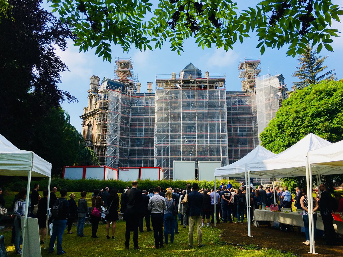 Pose de la première pierre du Musée du vin de Champagne et d’Archéologie Régionale  à Epernay - Chateau Perrier.
#epernay #avenuedechampagne #musee #champagne #archeologie #grandest #epernaytourisme #photomicheljolyot