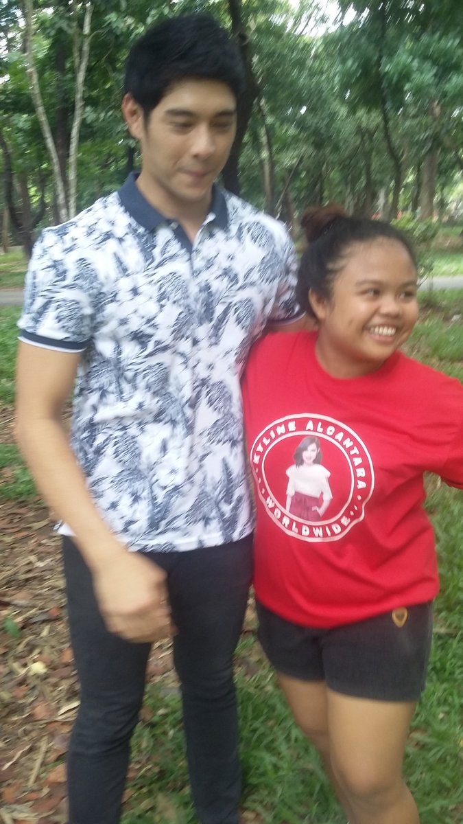 Kheiza21's tweet photo. Ung dipa kau ready parehas hahaha
@imJericGonzales @SalazarSalik @KyRic_Warriors @kyric_flyers @KYRICdreamers @KyRicBulacan @KyricValenzuela @ImagineKyric @KyricNation @KyricWorldwide 

#KKDiscovery 
Pambansang Parekoy
KyRic GettingStronger https://t.co/m8dMgvQ8rP