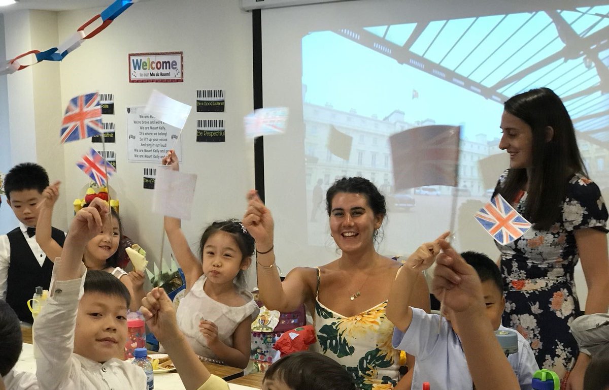 mountkelly_hk's tweet photo. The children thoroughly enjoyed their British themed day and celebrated the Royal Wedding in style. We all wish Prince Harry and Meghan Markle, The Duke and Duchess of Sussex, all the happiness. @royalwedding2018 #royalwedding #princeharry #meghanmarkle #windsor #MKSHK #MKIP https://t.co/j9Fs6Bq8IO