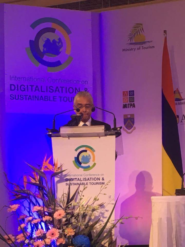 Outremers360 tweet media